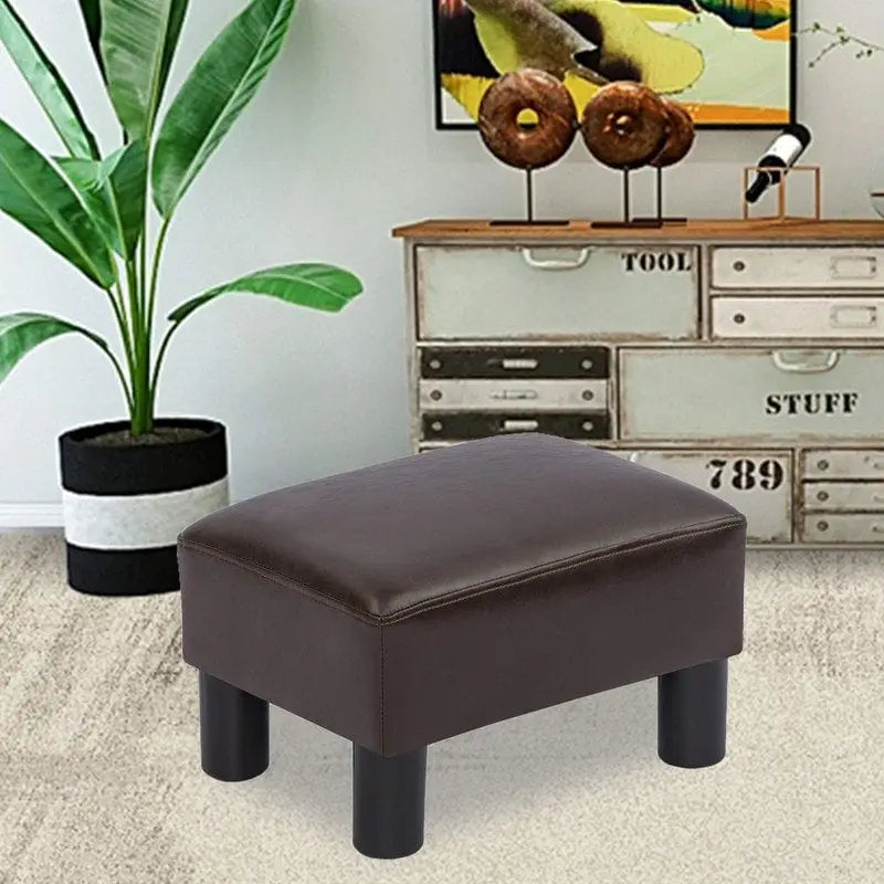 Pouf ottoman rectangulaire Adeco, petit modèle, moderne, en cuir PU, repose-pieds et chaise.